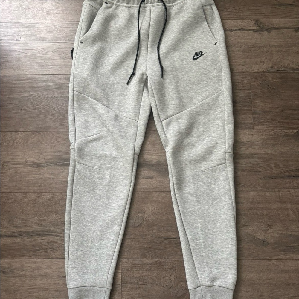 Nike Light Gray Sweatpants
